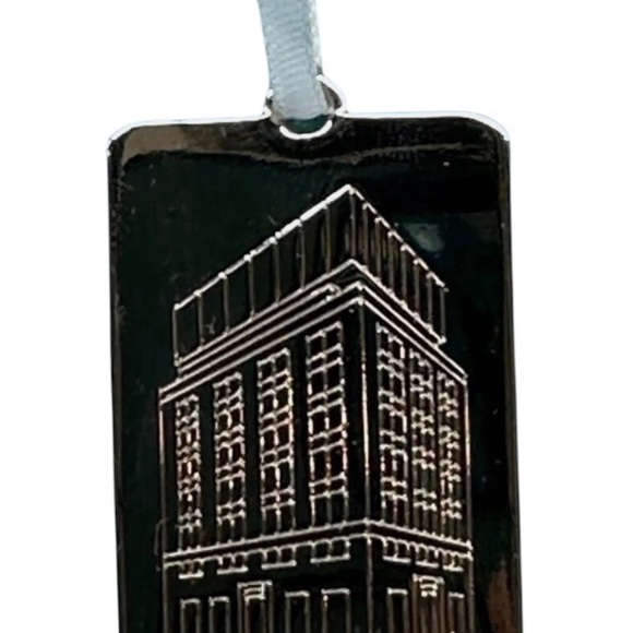 Tiffany & Co. Silver Christmas Edition Landmark Tag - Picture 4 of 7